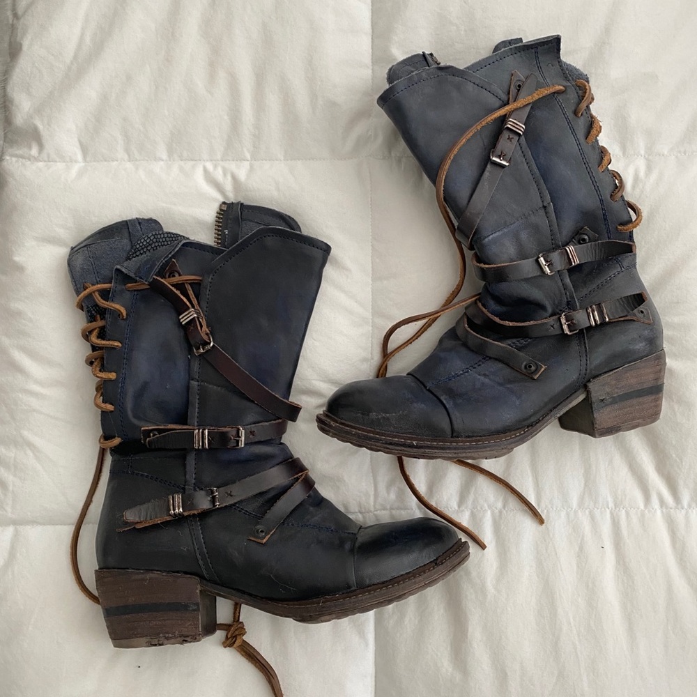 Freebird by Steven Boots